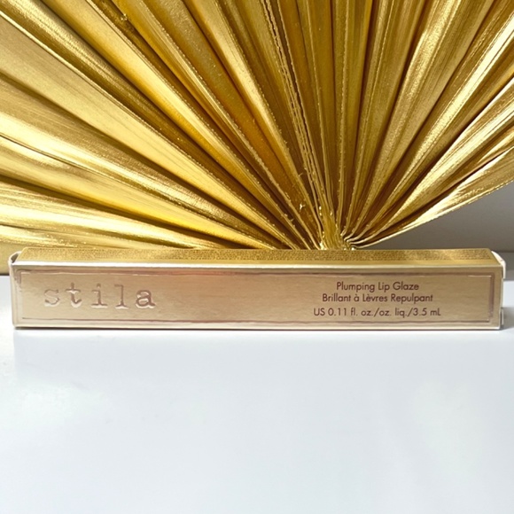 🌵4/$30 NIB Stila Plumping Lip Glaze in Amor - Picture 2 of 8
